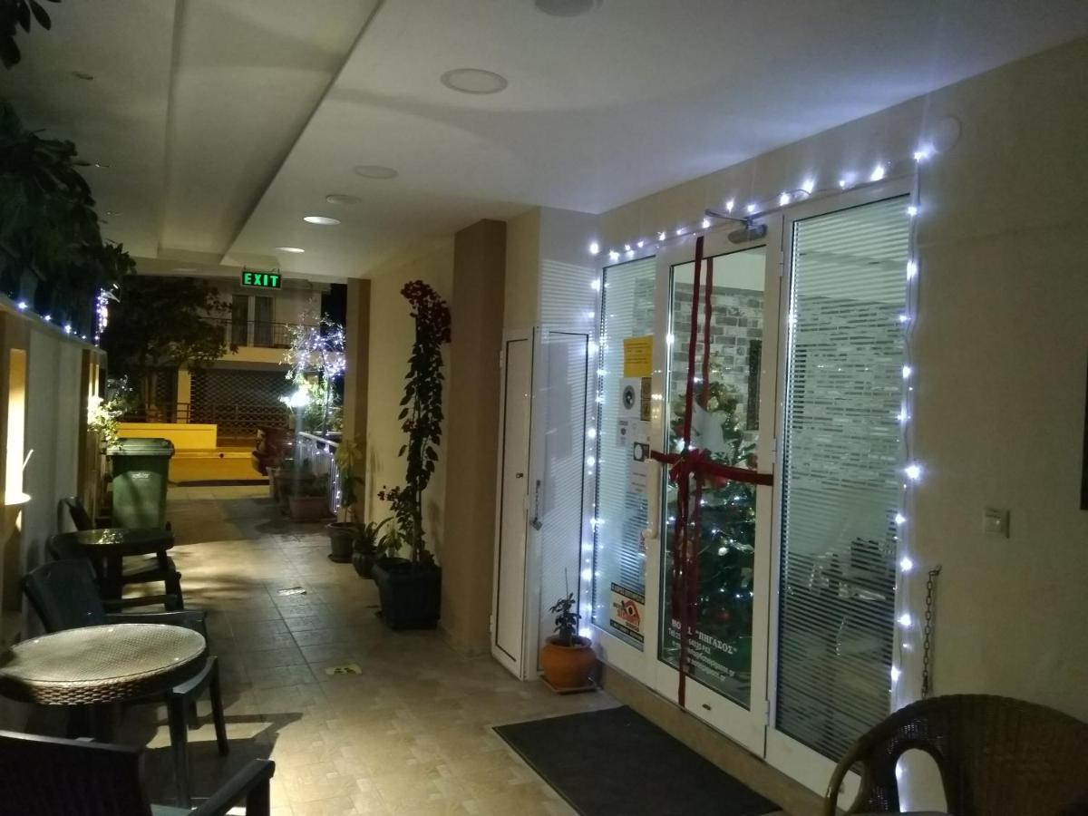Hotel Villa Pigasos Paralía Exterior foto